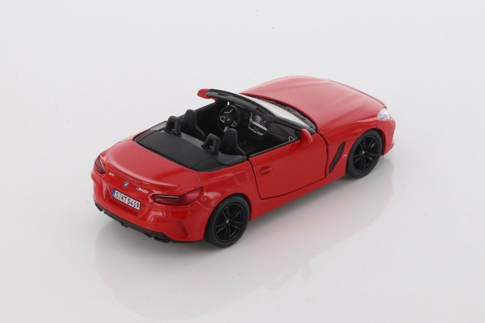 BMW X5 G05, Toronto Red - Paragon PA55185R - 1/64 scale