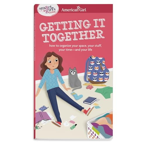 Pre-Owned A Smart Girl's Guide: Getting It Together: How to Organize Your Space, Your Stuff, Your Time--And Your Life (Paperback) 1609588886 9781609588885