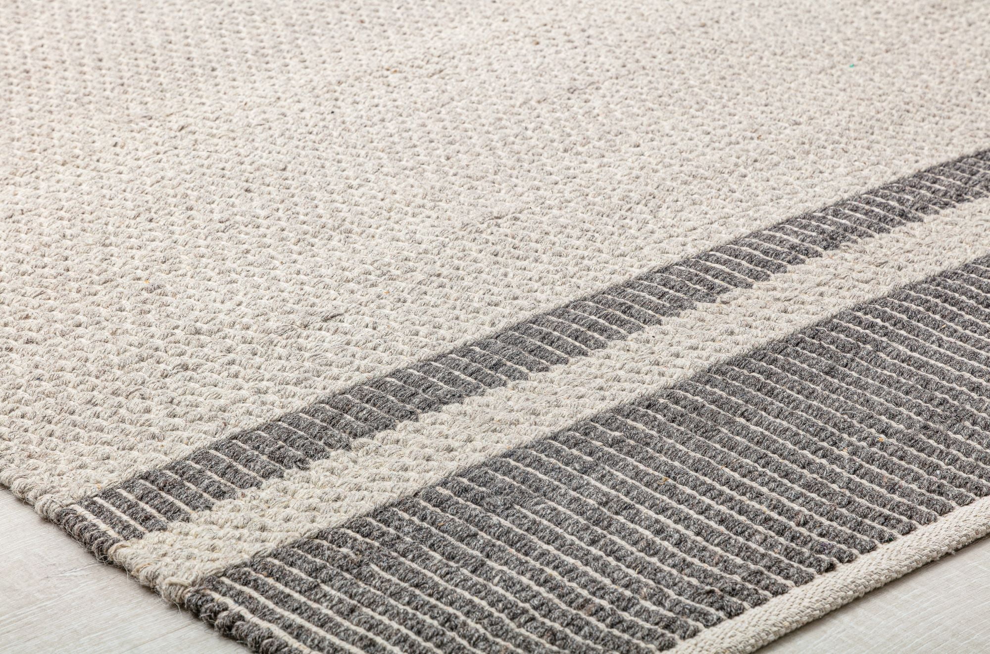 Rugs America Daphina DN10C Asphalt Border Farmhouse Cream Area Rug, 8'0"x10'0"