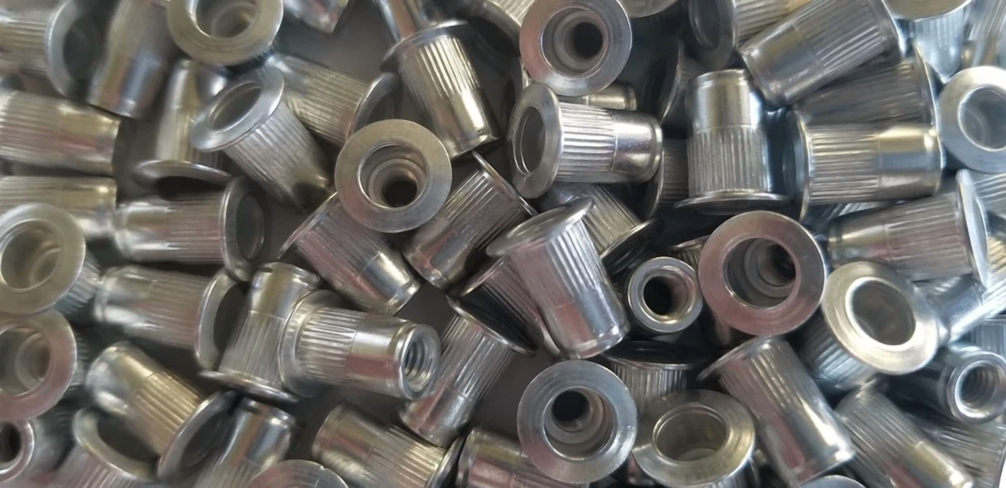 CIRCLE- 100 Pcs 8-32 Aluminum Flange Nutserts Rivet Nut Rivnut Nutsert