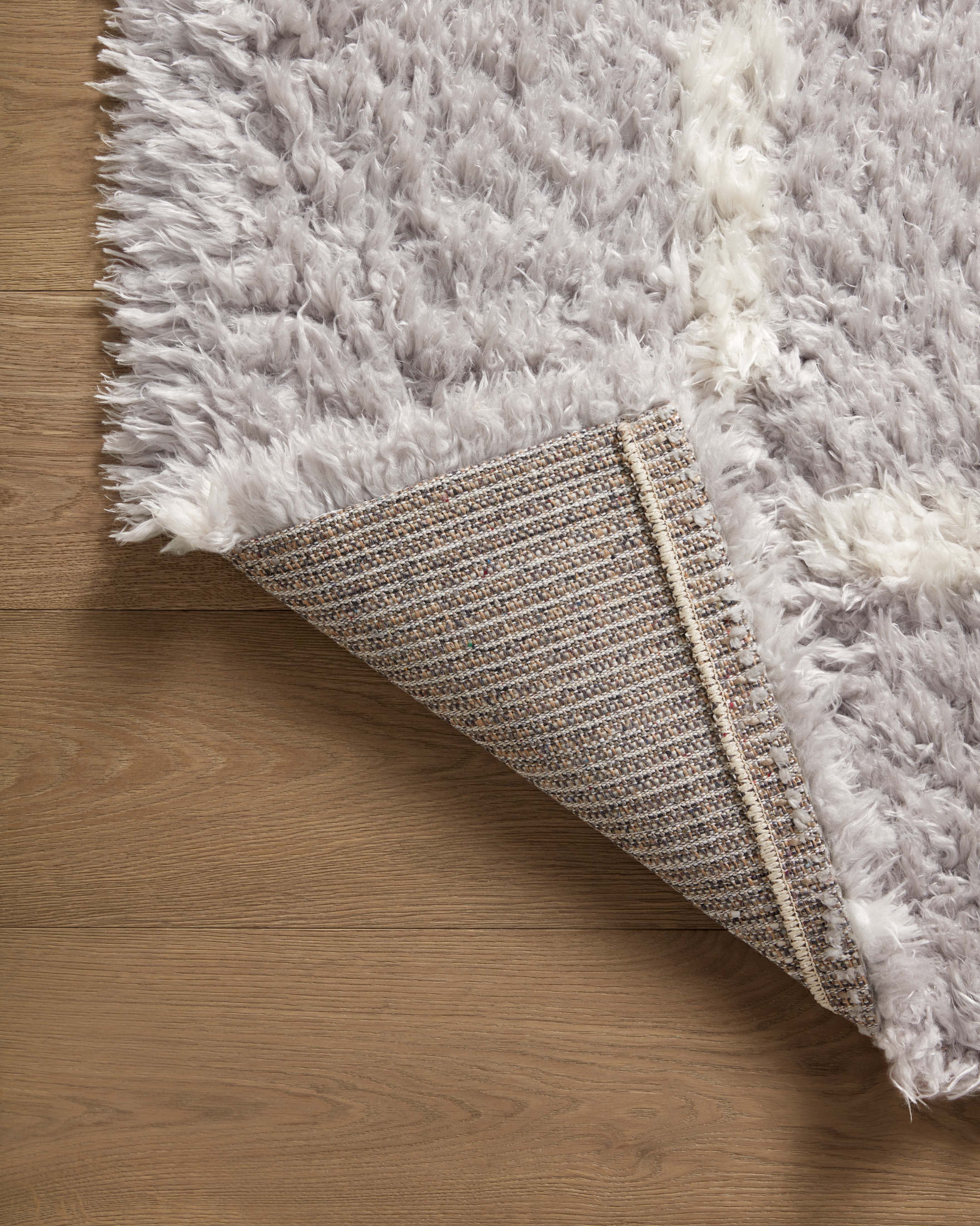 Angela Rose x Loloi Amira Silver / Ivory 6'-7" x 9'-6" Area Rug