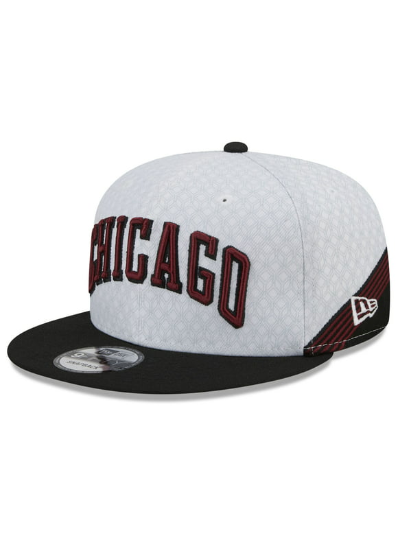 Men's New Era  Black Chicago Bulls 2022/23 City Edition Official 9FIFTY Snapback Adjustable Hat - OSFA