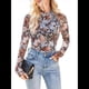 thumbnail image 2 of Top de Larga con Encaje Floral y Cuello Alto para Mujer Floral Negro L, 2 of 8