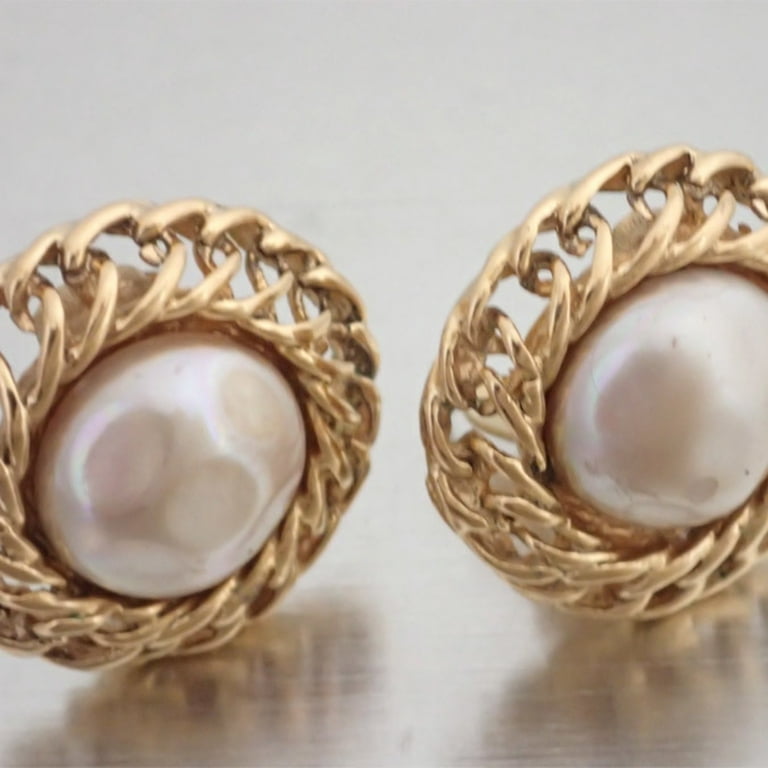 Pre-Owned Chanel CHANEL Earrings Gold x White Metal Material Fake Pearl  Women's (Good) 