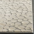 thumbnail image 4 of SAFAVIEH Meadow Malanie Polka Dot Area Rug, Beige, 5' x 5' Round, 4 of 10