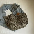 thumbnail image 3 of Leopard Print Tote Bags for Women Large Capacity Shoulder Bag Everyday Use Stylish Design Versatile Functionality, 3 of 4