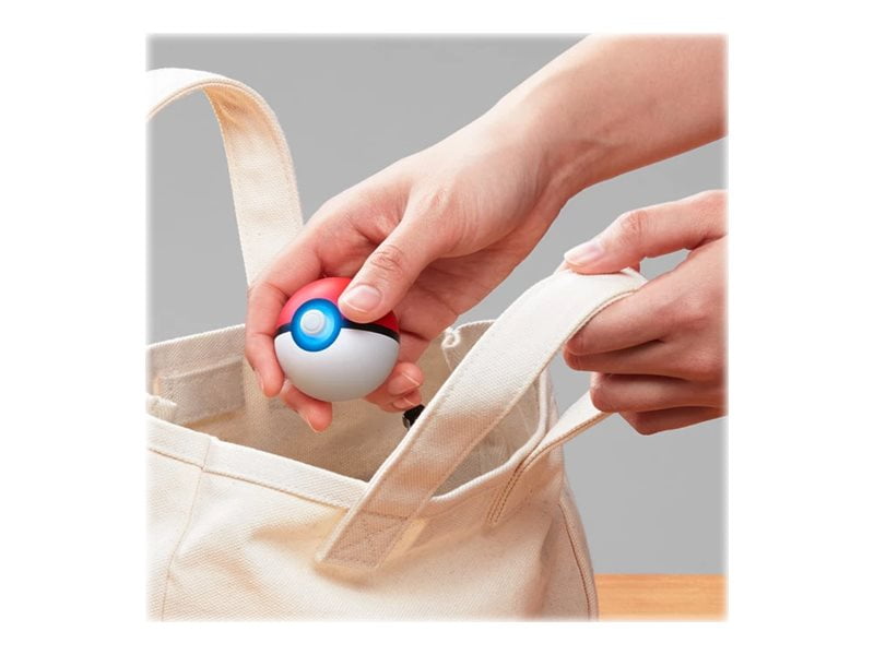 Poke Ball Plus
