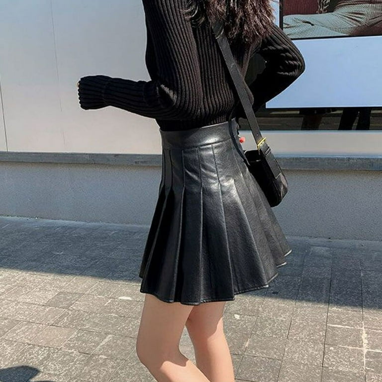 Pleated leather top mini skirt outfit