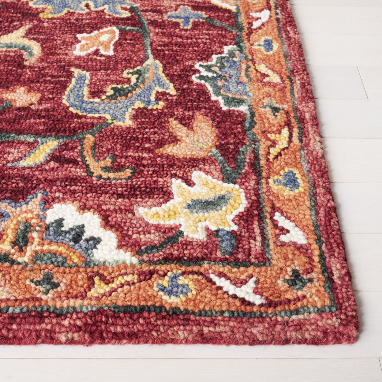 SAFAVIEH Aspen Devyn Tribal Area Rug, Red/Rust, 4' x 6'