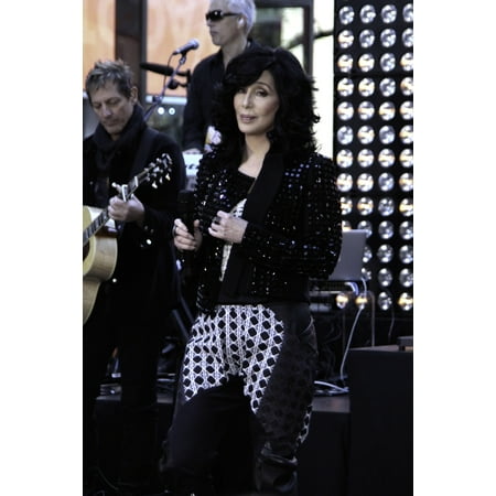 Cher performing for The Today Show Toyota Concert in Rockefeller Center New York City Photo (Best Drag Show New York)