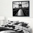 thumbnail image 5 of Design Art Brooklyn Bridge Foncé  Sur Toile Encadrée, 5 of 5