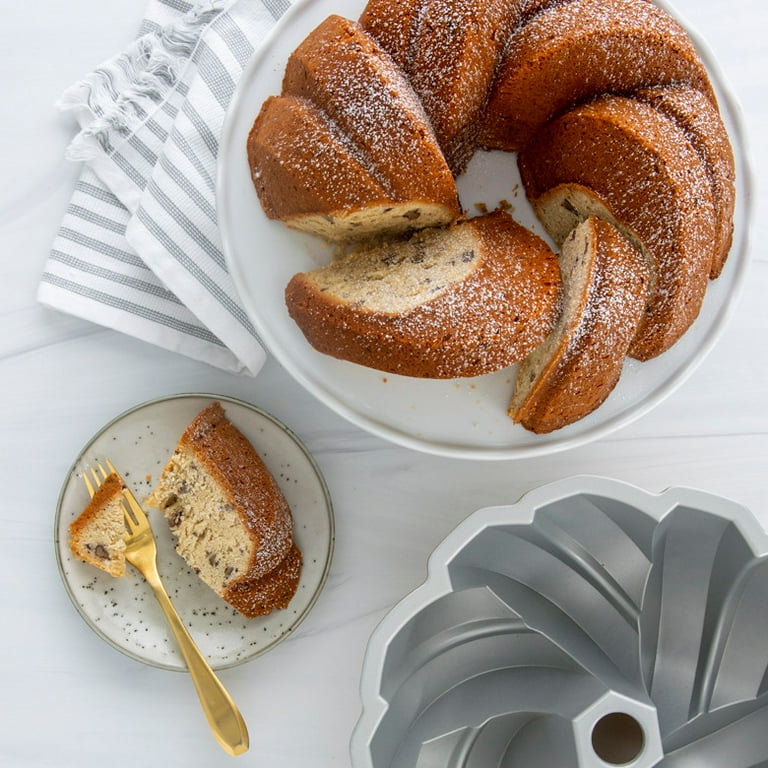 Nordic Ware 75th Anniversary Braided Bundt Cake Baking Pan, Cast