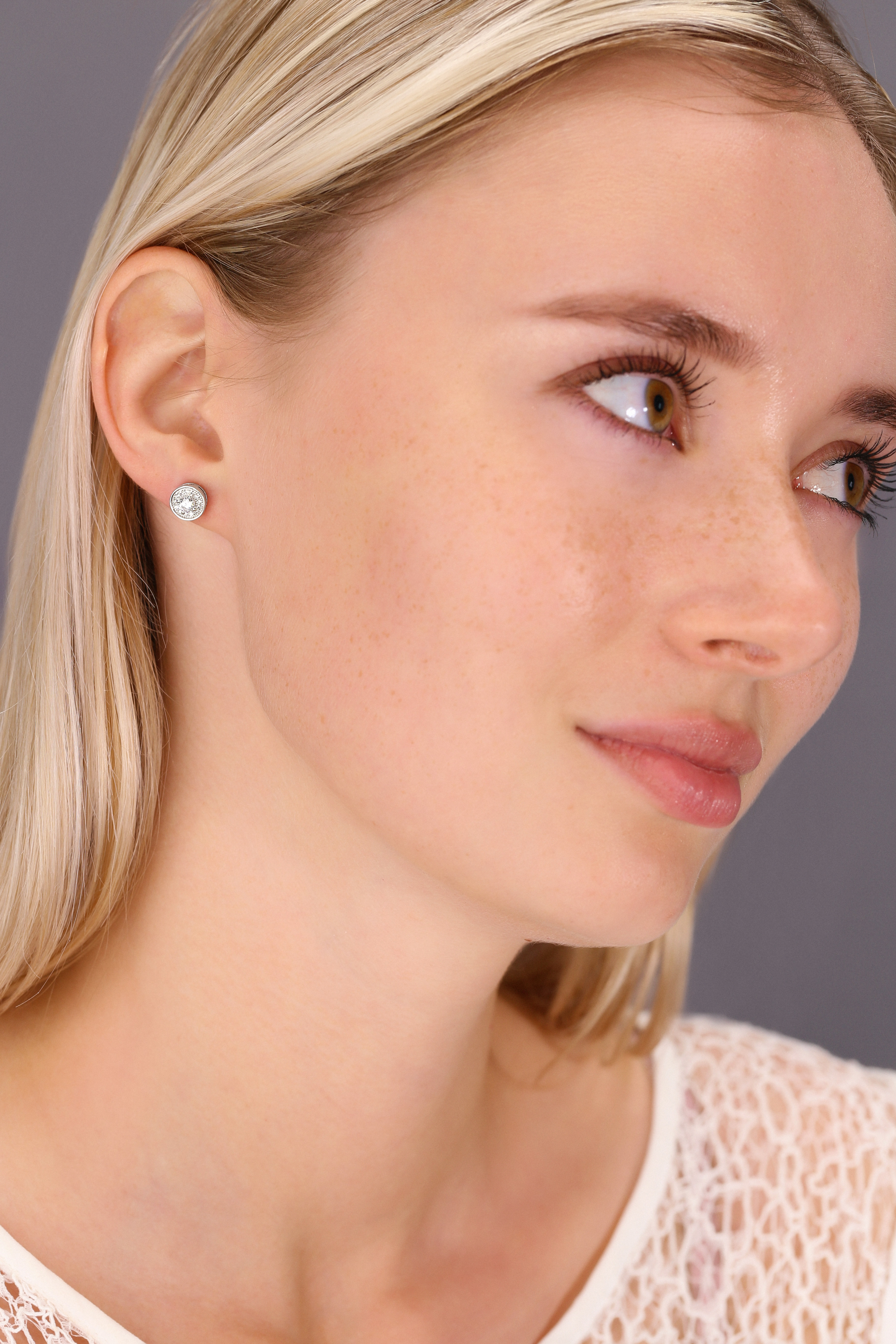 Tilo Jewelry 925 Sterling Silver Solitaire Round Halo CZ Stud Post Earrings with Secure Push-Backs | Everyday Dainty Small Earrings for Women & Unisex