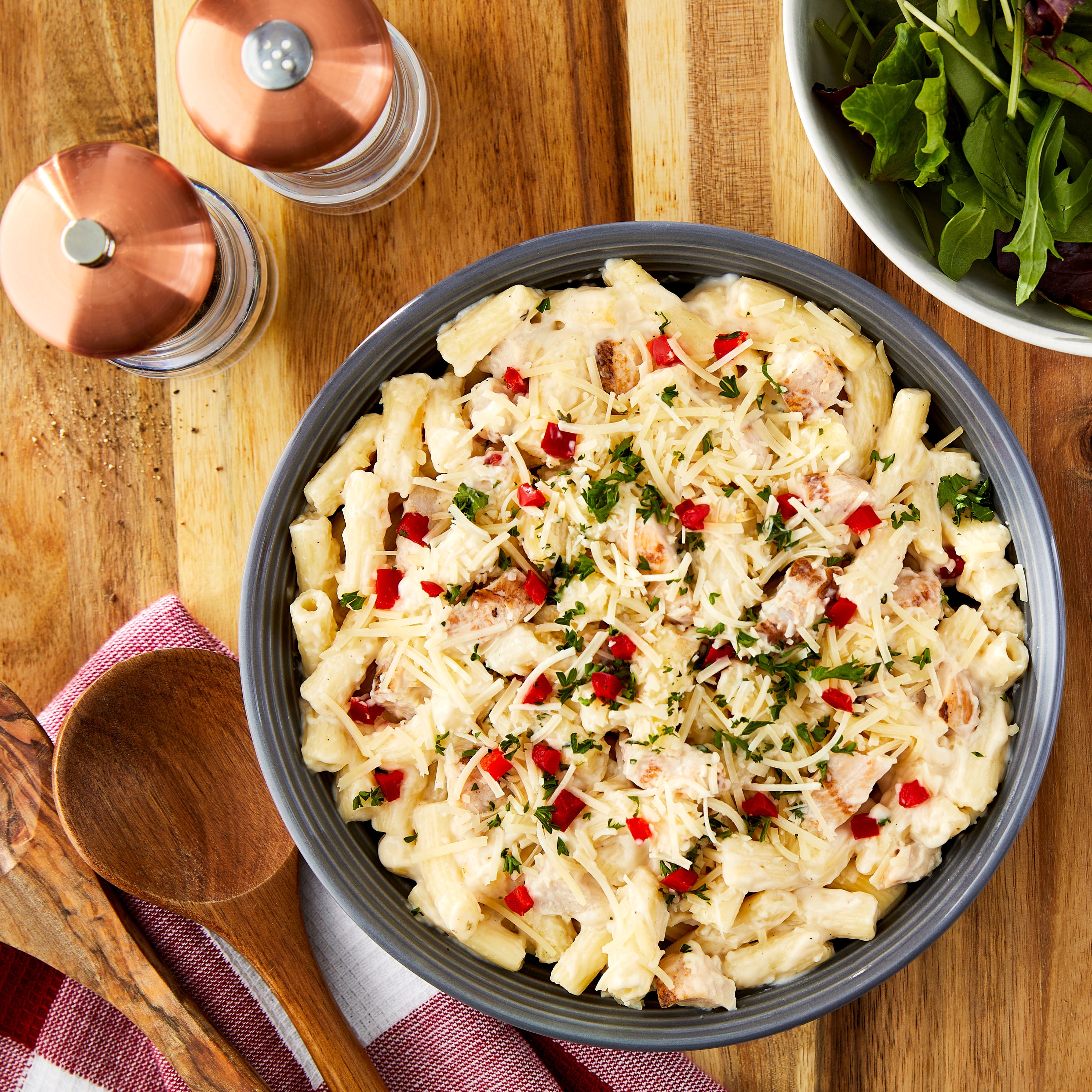 Great Value Creamy Chicken & Pasta, 28 oz (Frozen)