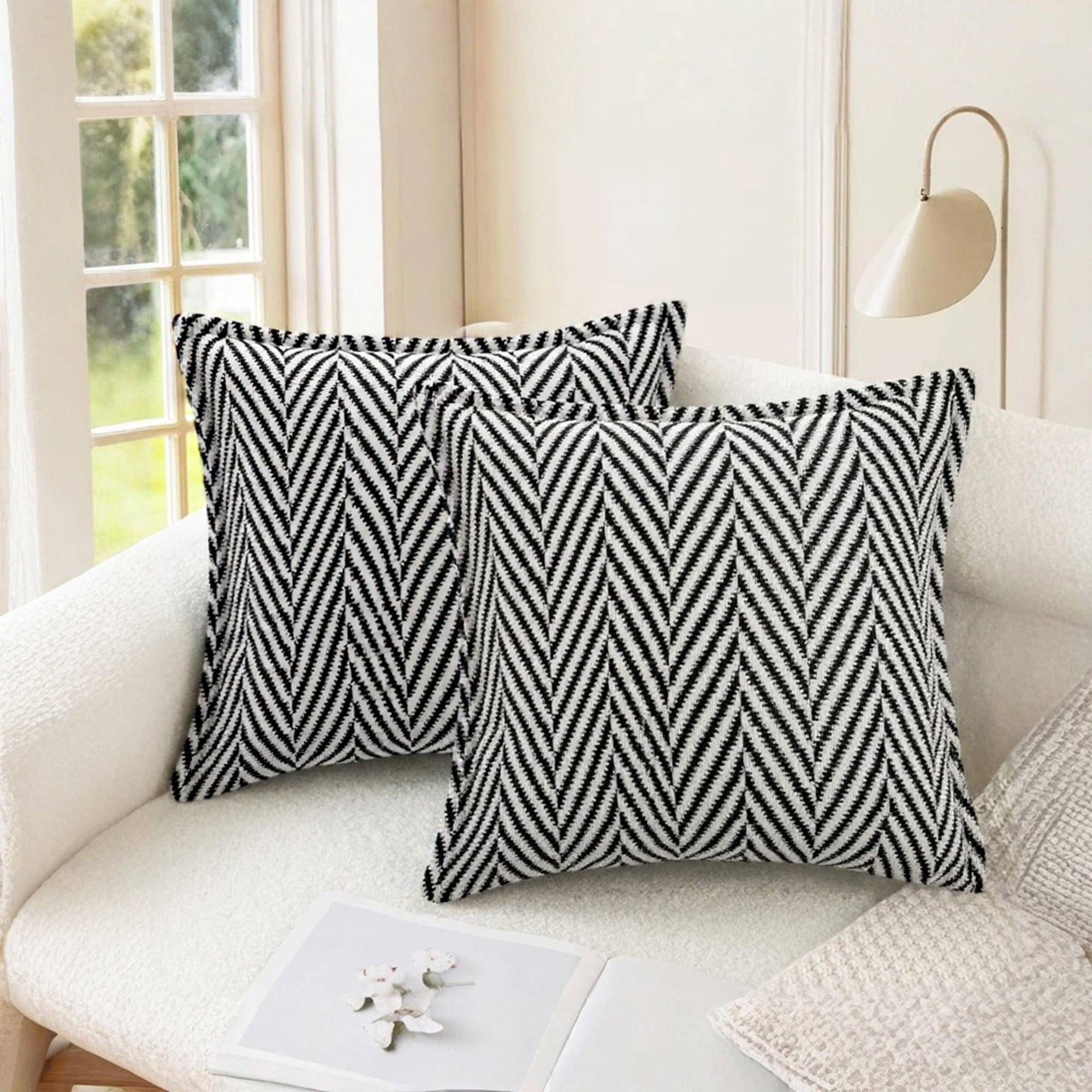 Unique Bargains Pack of 2 Chenille Soft Striped Modern Throw Pillow Covers White Black