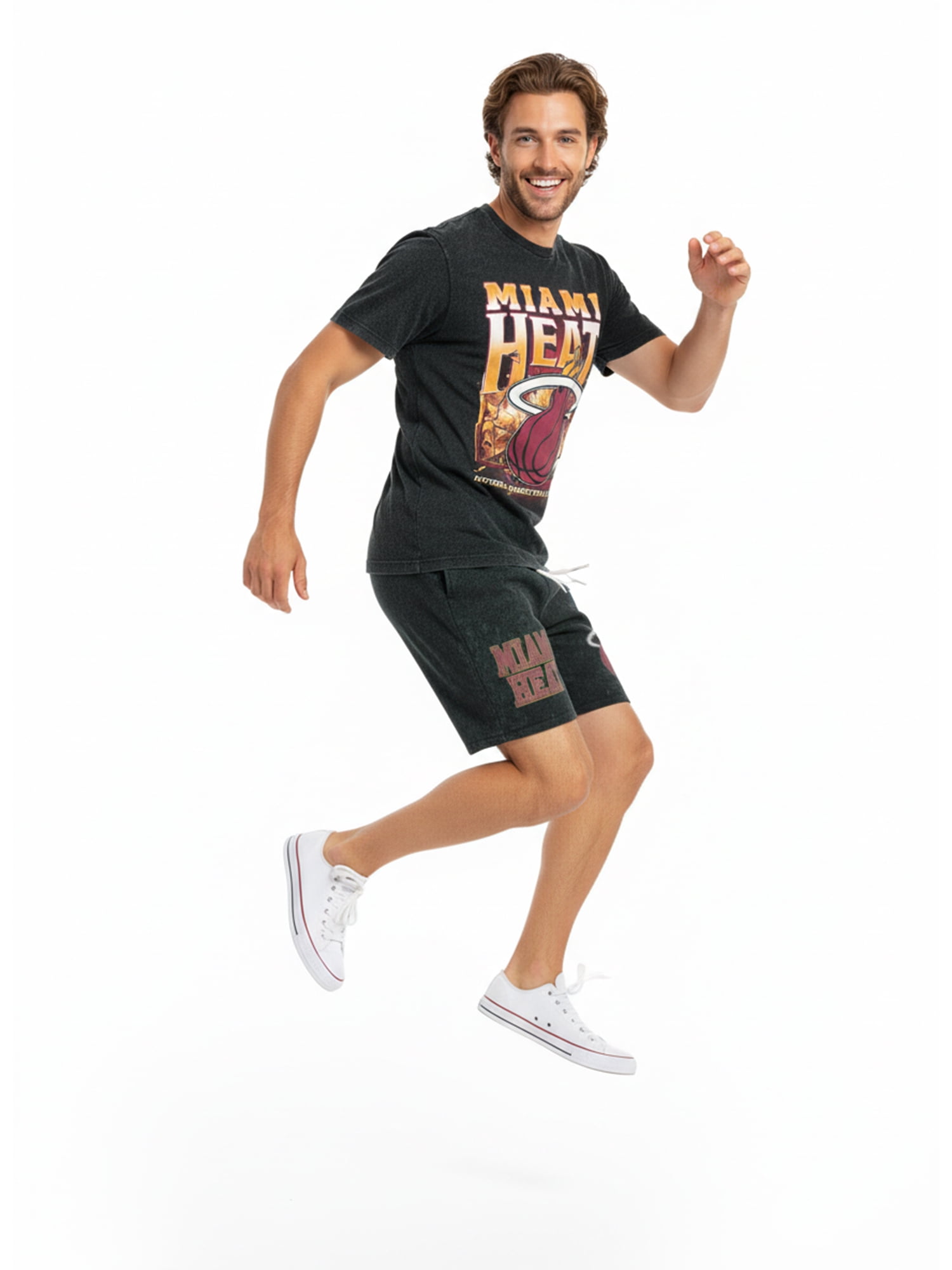 NBA Miami Heat Men's & Men's Big and Tall Mineral Wash Graphic Shorts, Sizes XS–5XB