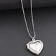 thumbnail image 2 of Collar con medallón de corazón de amor, imágenes, dijes, medallones de memoria viva, colgante 4, 2 of 9