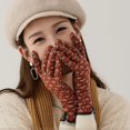 thumbnail image 1 of Gants Rouges Mitaines Femmes Automne Hiver Couleur Unie Rembourrés en Laine Tricotée Chauds, 1 of 5