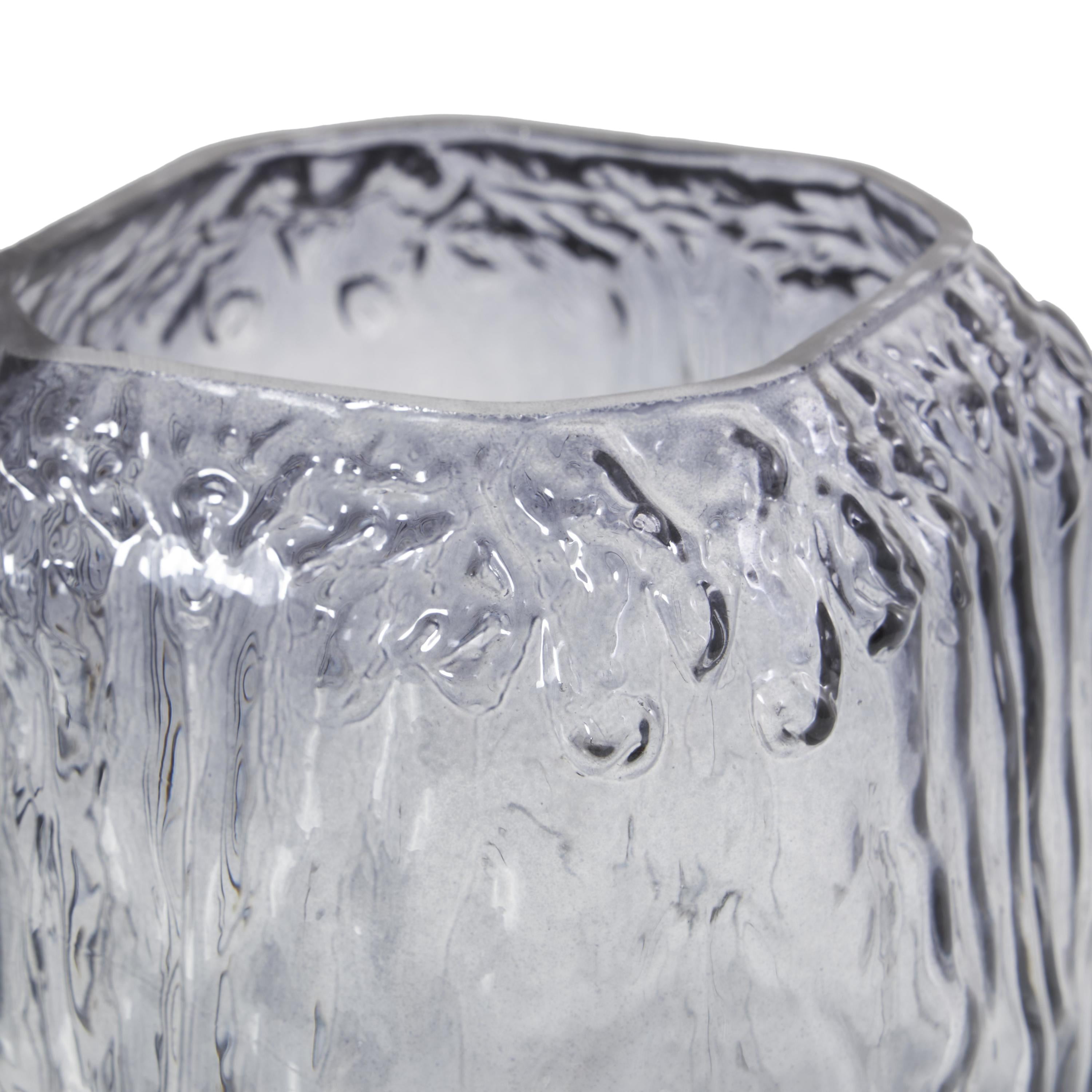 DecMode 7" Handmade Dimensional Textured Square Ombre Gray Glass Vase
