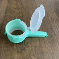 thumbnail image 1 of Clip de sellado de plástico, clip de sellado para conservación de alimentos, boquilla de descarga a prueba de humedad para granos, clip para bolsa de refrigerios, 2 piezas de color, 1 of 4