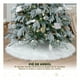 thumbnail image 2 of Pie de Arbol de Navidad Afelpado, Falda para Árbol Tipo Piel Artificial Esquimal (Blanco, Grande), 2 of 6