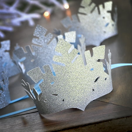 Frozen Party Favor Crowns (Set of 5 crowns). Silver and Baby Blue Snowflake Crowns. Winter Party Favors. Winter Onederland Decor.