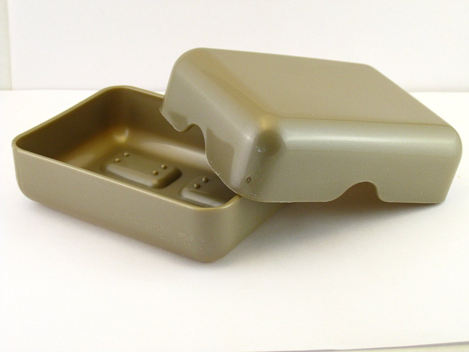 Plastic Travel Soap Dish (Tan), Two Piece Design, Made Of Sturdy