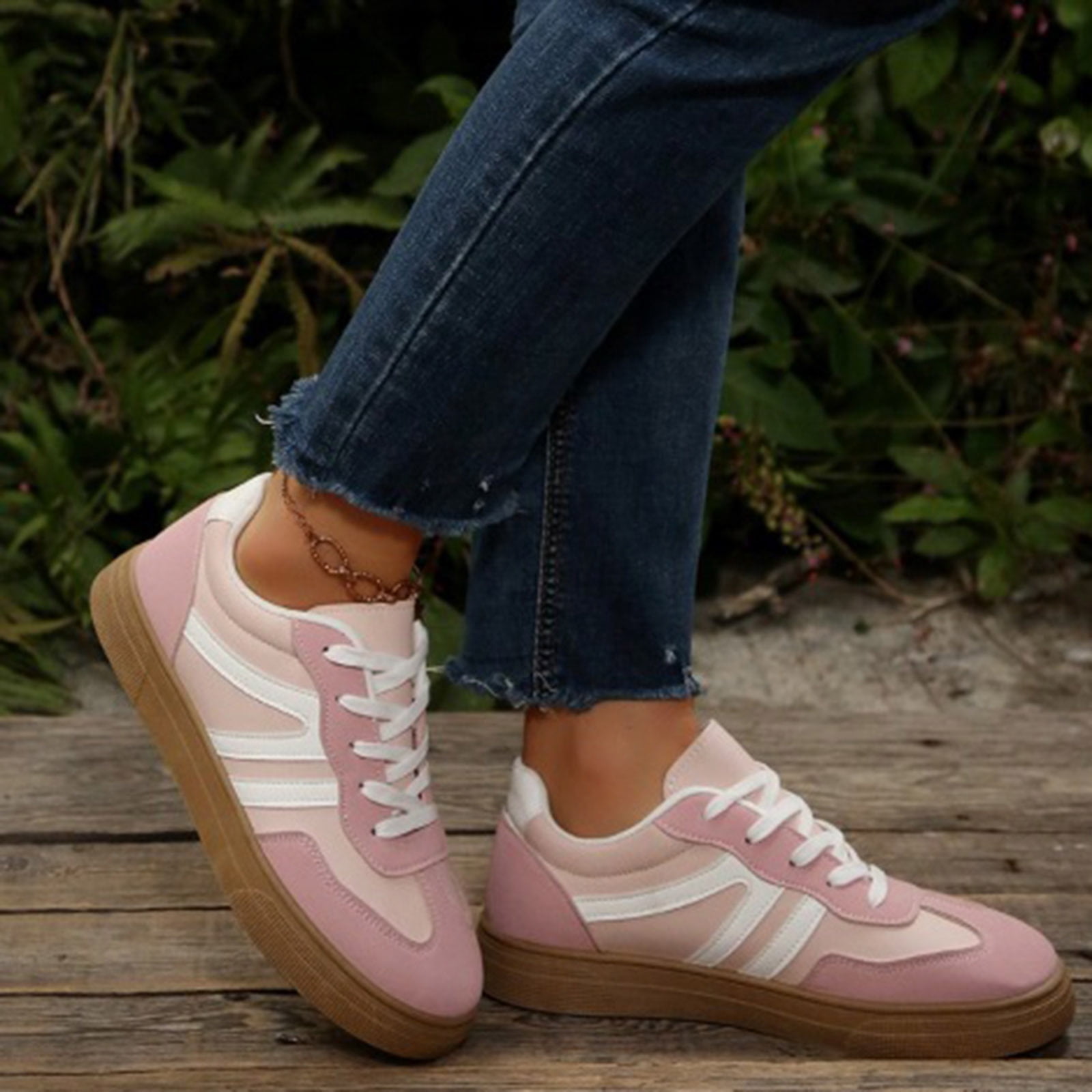Flat Shoes for Women Vintage Classic Thick Sole Trainers Skate Shoes Splice Suede Lace up Antislip Walking Tennis Shoes Low Top Sneakers Pink Size 9
