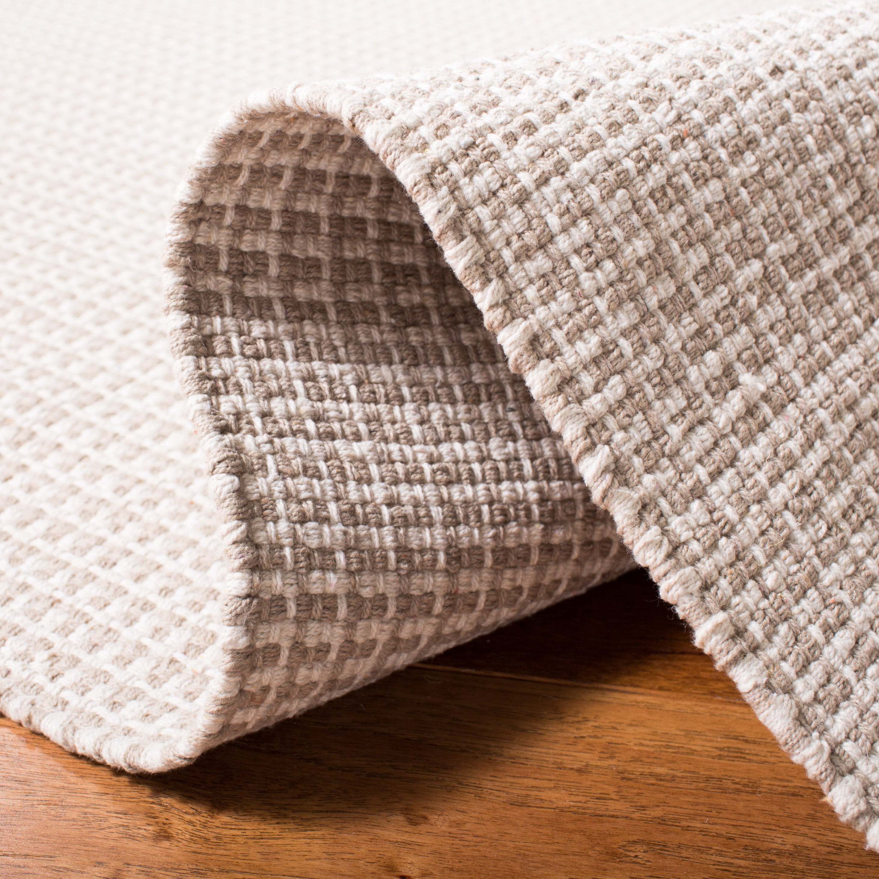 SAFAVIEH Montauk Patton Geometric Cotton Runner Rug, Ivory/Grey, 2'3" x 20'
