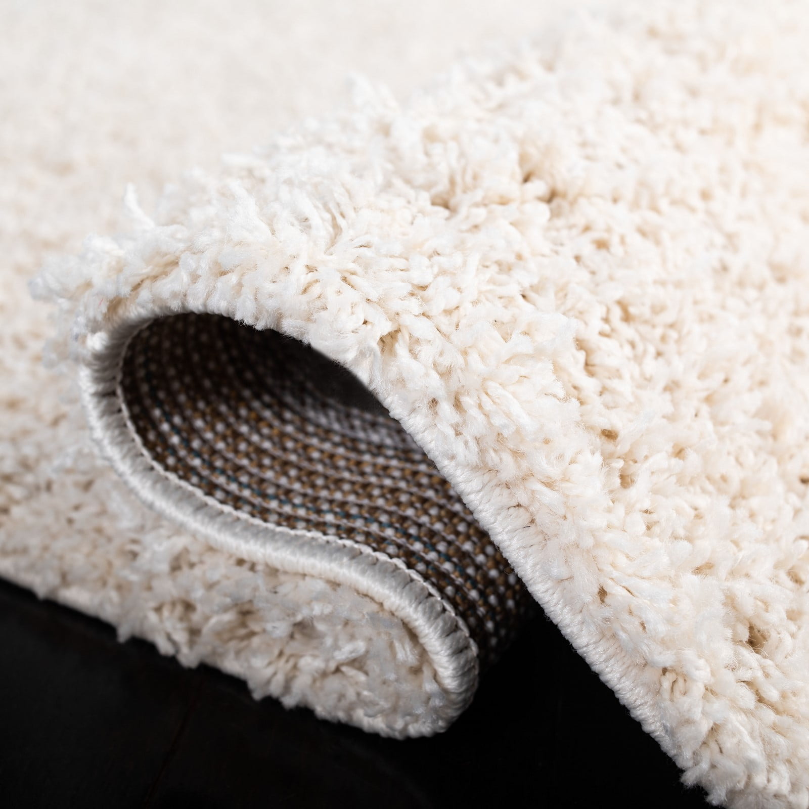 SAFAVIEH Venus Elijah Solid Plush Shag Runner Rug, Ivory, 2'2" x 10'