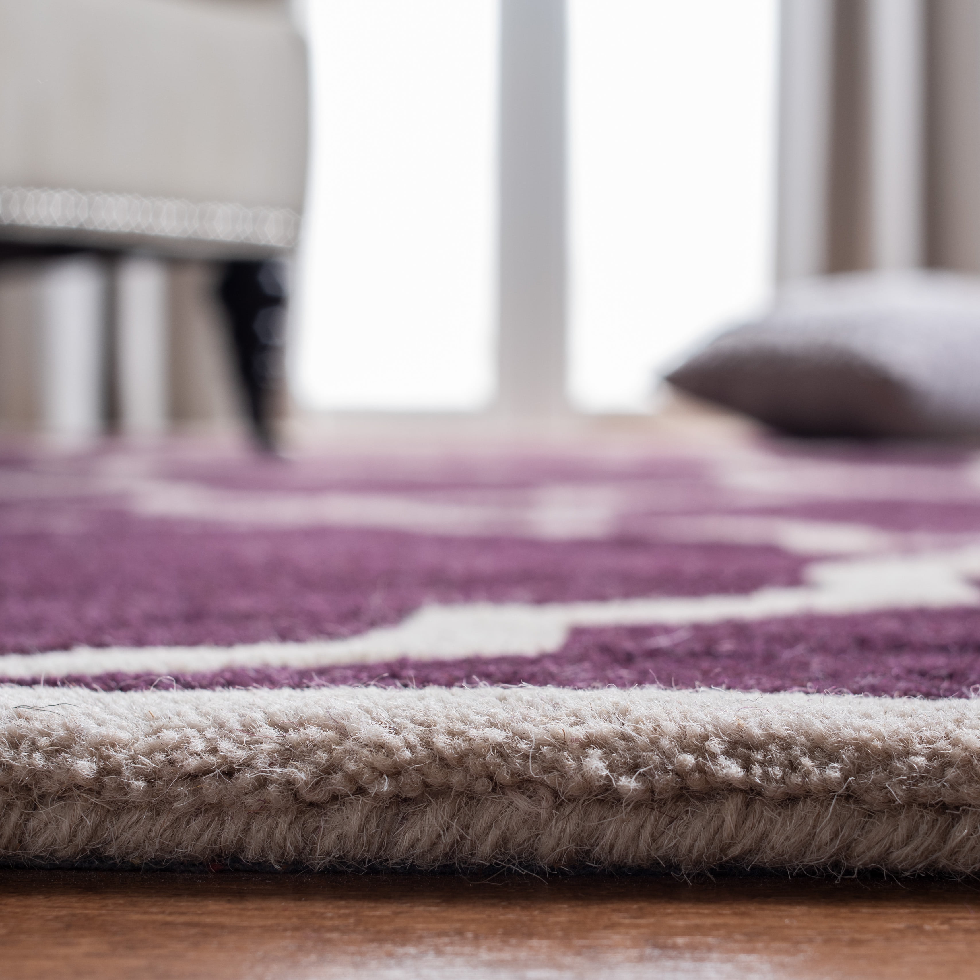 SAFAVIEH Chatham Clinton Geometric Wool Area Rug, Dark Purple, 7' x 7' Square
