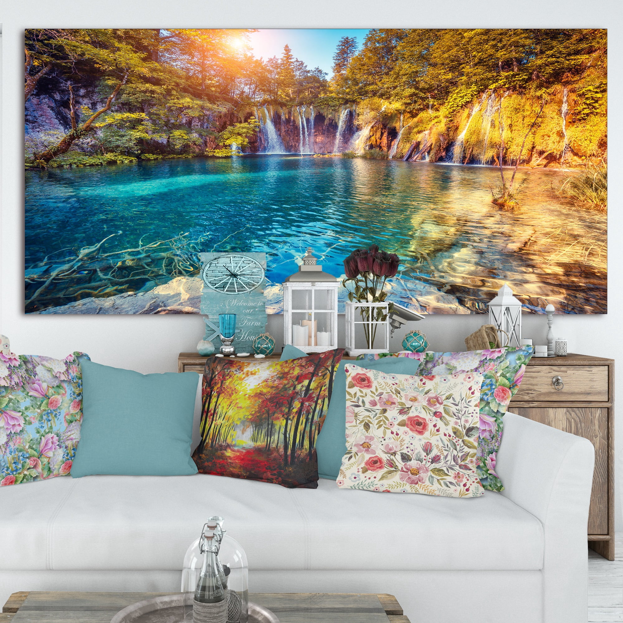 Designart 'Turquoise Water and Sunny Beams ' Landscape Photography Canvas Print