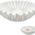 thumbnail image 1 of Decoración de cuenco blanco con volantes estriados, diseño decorativo moderno de resina, perfecto para sala de estar, oficina, mesa de centro, estantería de escritorio, 1 of 5