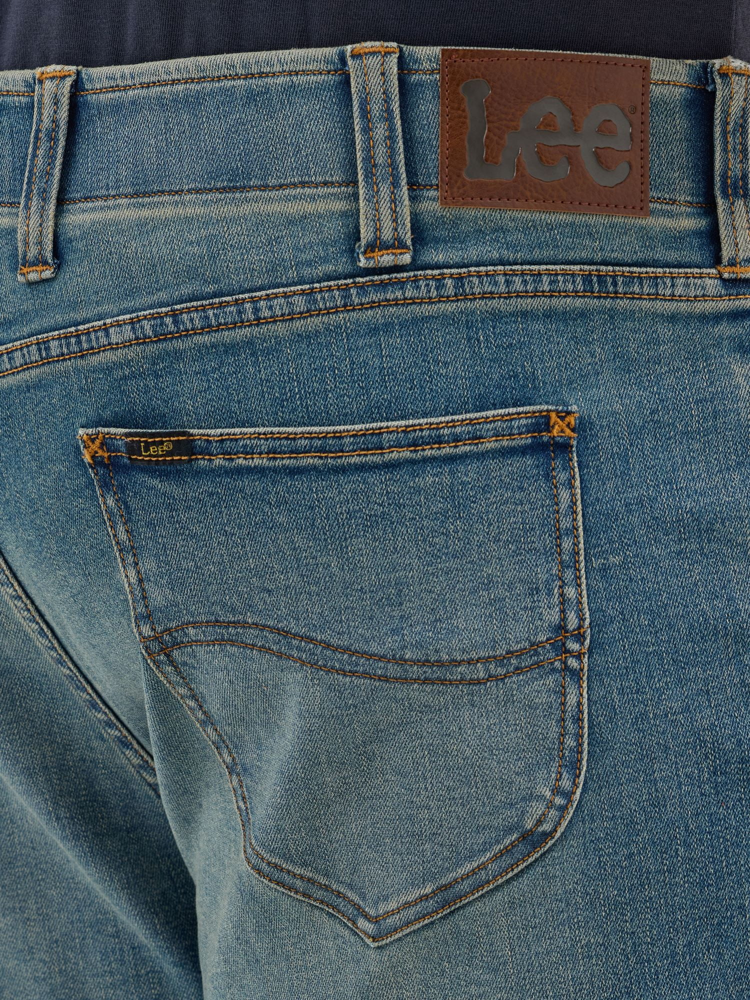 Lee® Men's and Big Men's Extreme Motion Relaxed Straight Leg Jean