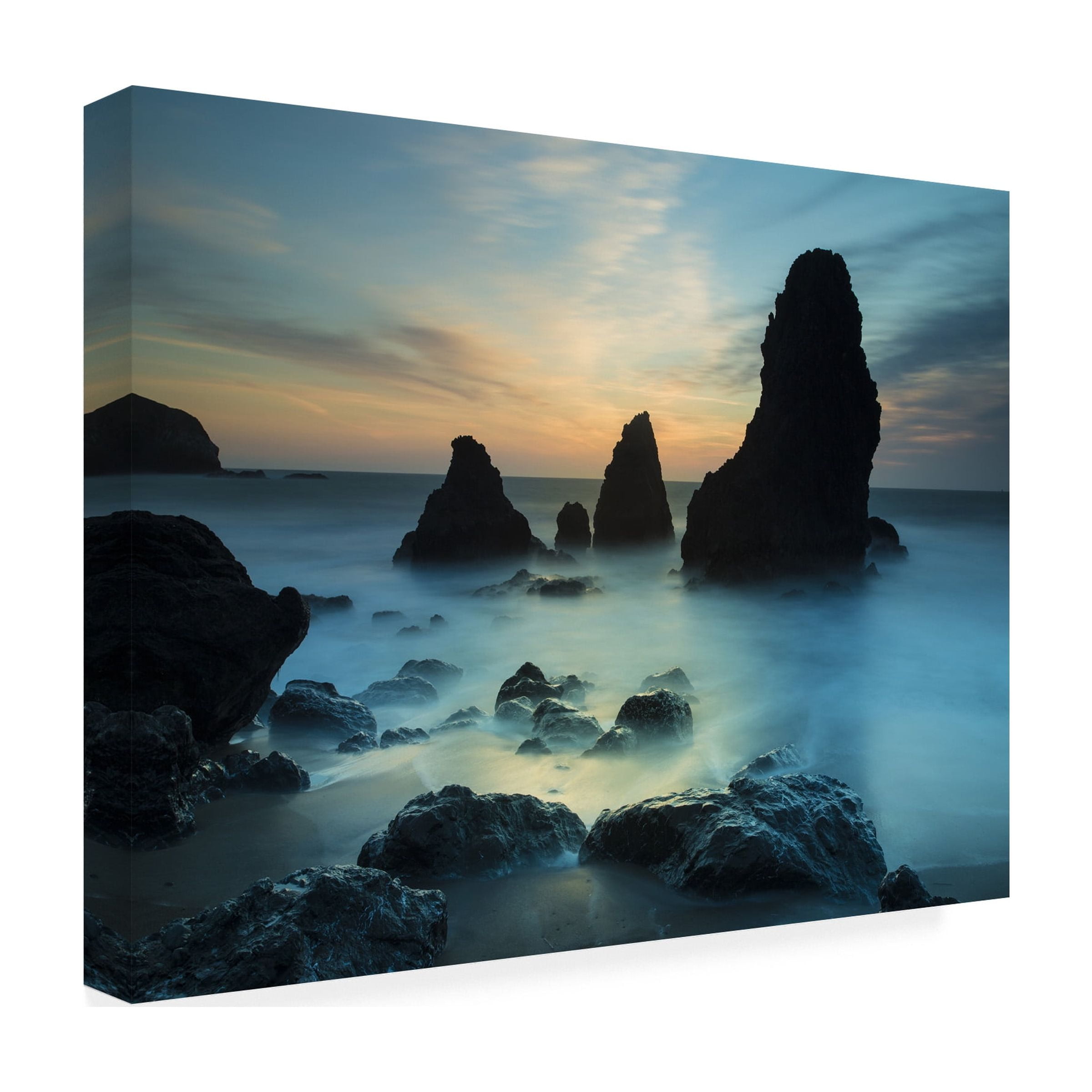 Trademark Fine Art "Rodeo Beach I" Canvas Art by Moises Levy