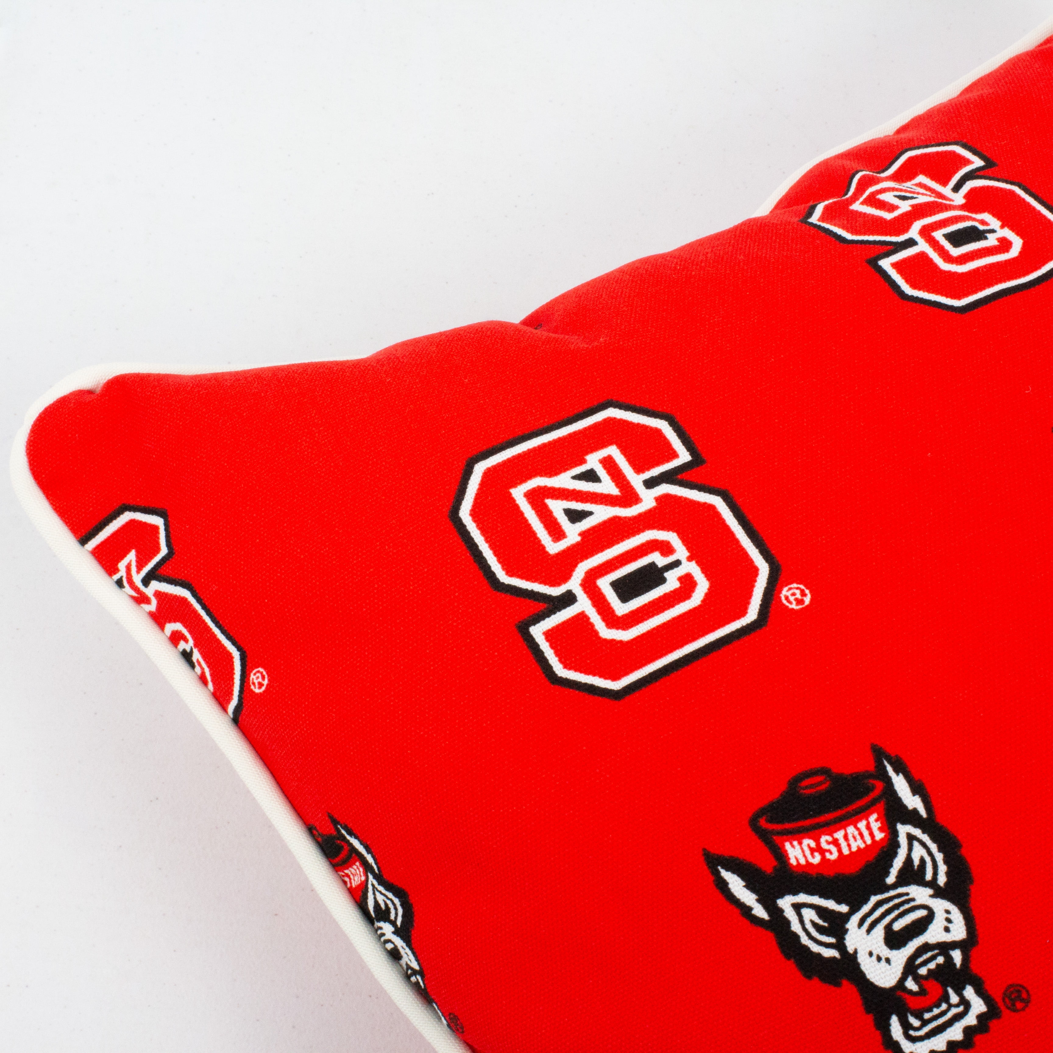 North Carolina State Wolfpack College Covers Indoor or Outdoor Decorative Pillow 16 in x 16 in