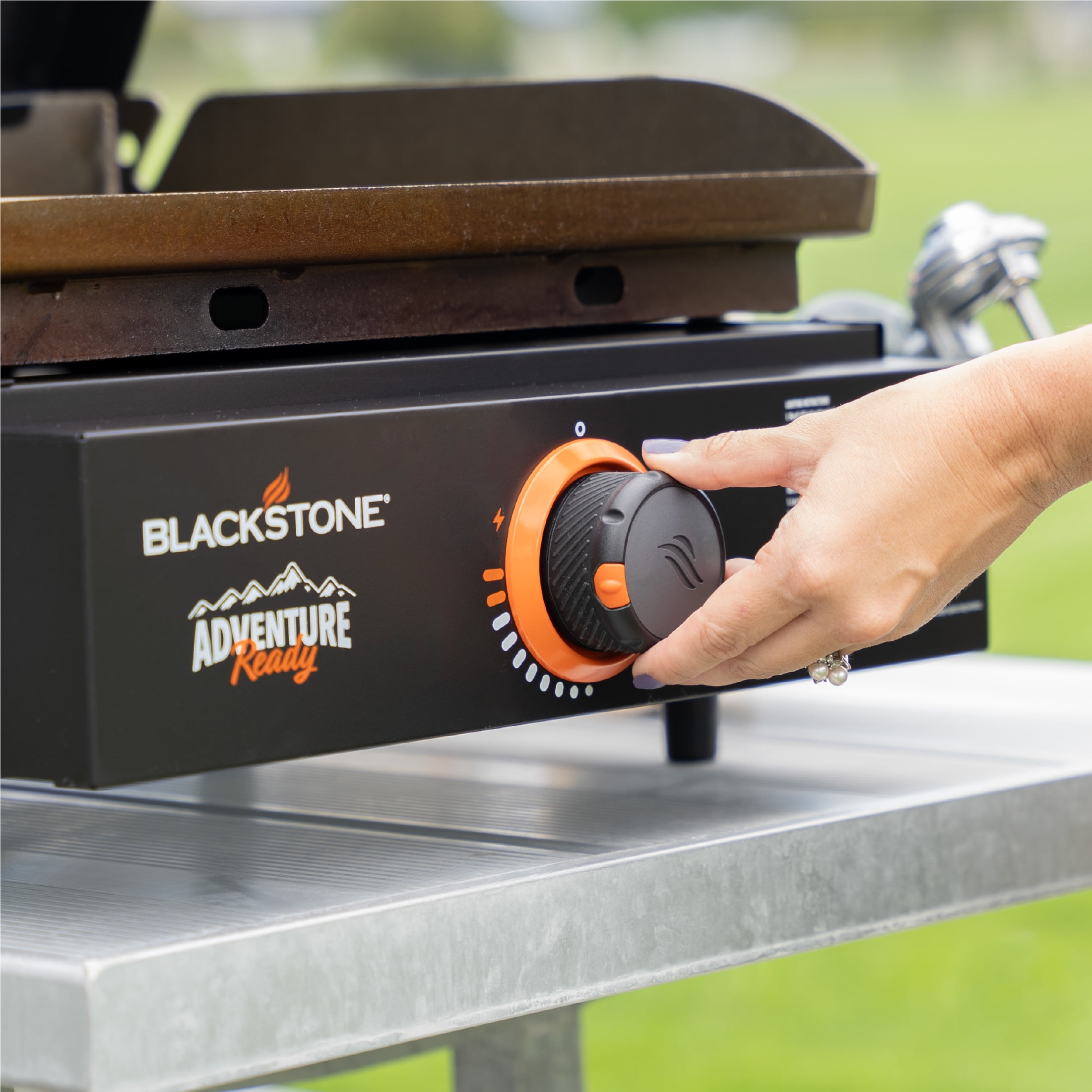 Blackstone Single Burner 17" Adventure Ready Propane Tabletop Griddle with Hard Cover