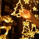 thumbnail image 5 of LED navideñas, decoración decorativa con puerto USB, iluminación colgante navideña para cortina, dormitorio, patio trasero, jardín, Luz calida, 5 of 8