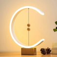 thumbnail image 1 of Lámpara de mesa de madera moderna, lámpara de equilibrio Heng con interruptor de bolas flotantes magnéticas, lámpara de escritorio colgante magnética inteligente con USB, luz de noche LED, 1 of 5