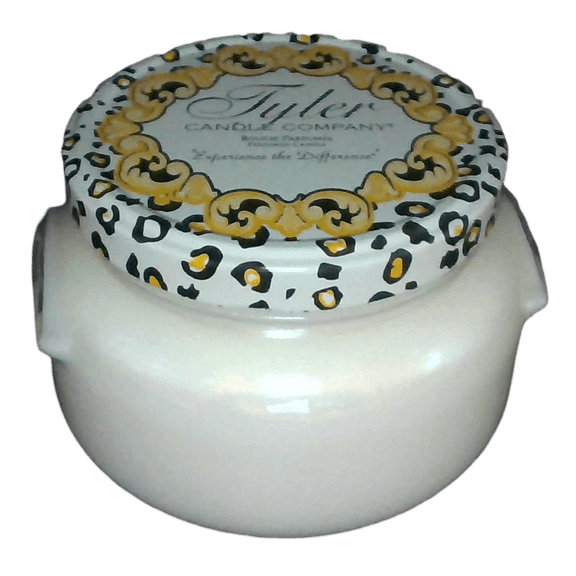 Tyler Candle Company - Platinum - 22oz jar candle - with Tyler matches