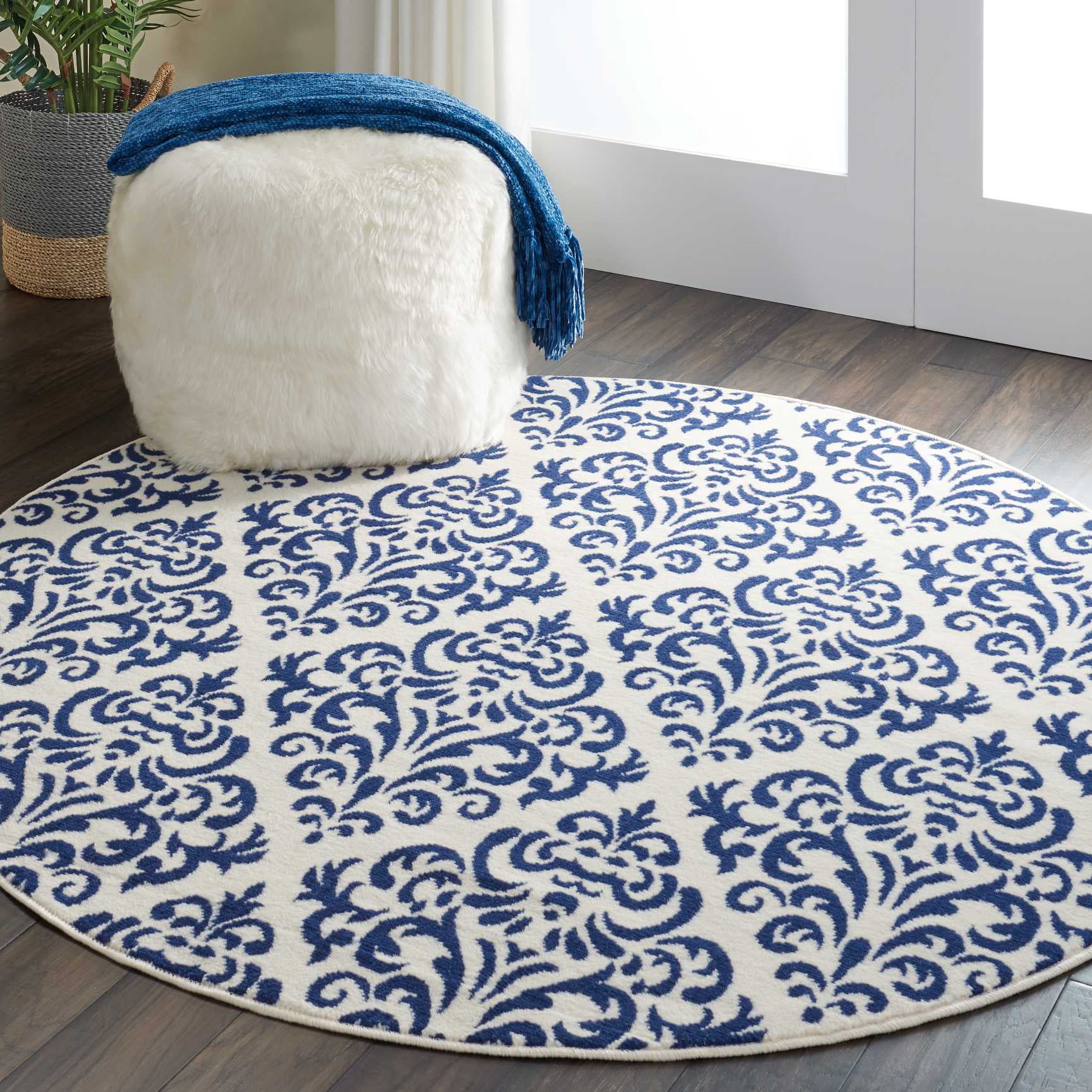 Vintage Damask Area Rug by Pinewood Grove