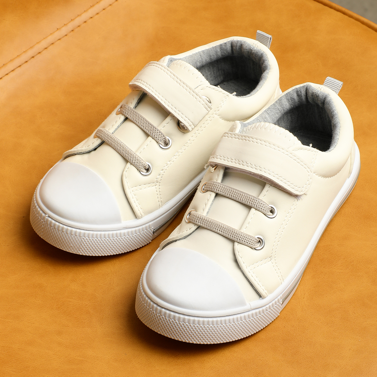 Kushyshoo Kids Sneakers White Canvas Toddler Size 7 photo 6