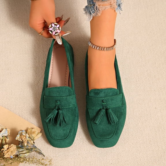 Women Casual British Style Tassel Loafers Flat Heel Sneakers Perfect for Daily Wear, Office, and Outdoor Outfits Green