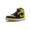 thumbnail image 4 of JORDAN MENS Air Jordan 1 Mid "New Love 2017 Release" 554724 035 from Stadium Goods, 4 of 6
