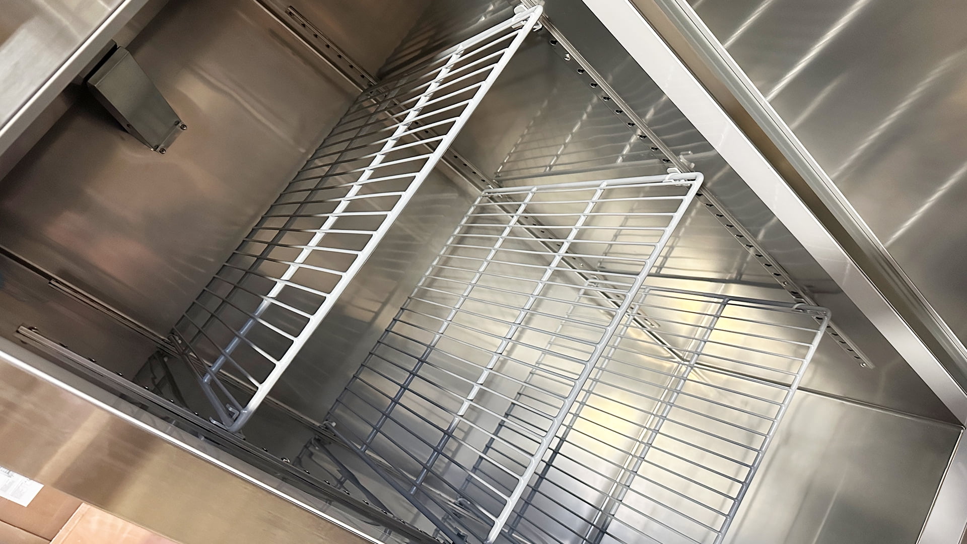 NSF 27 in. Auto Defrost Commercial Reach-in Upright Refrigerator 18 Cu.Ft. Single Door Refrigerator in Stainless Steel