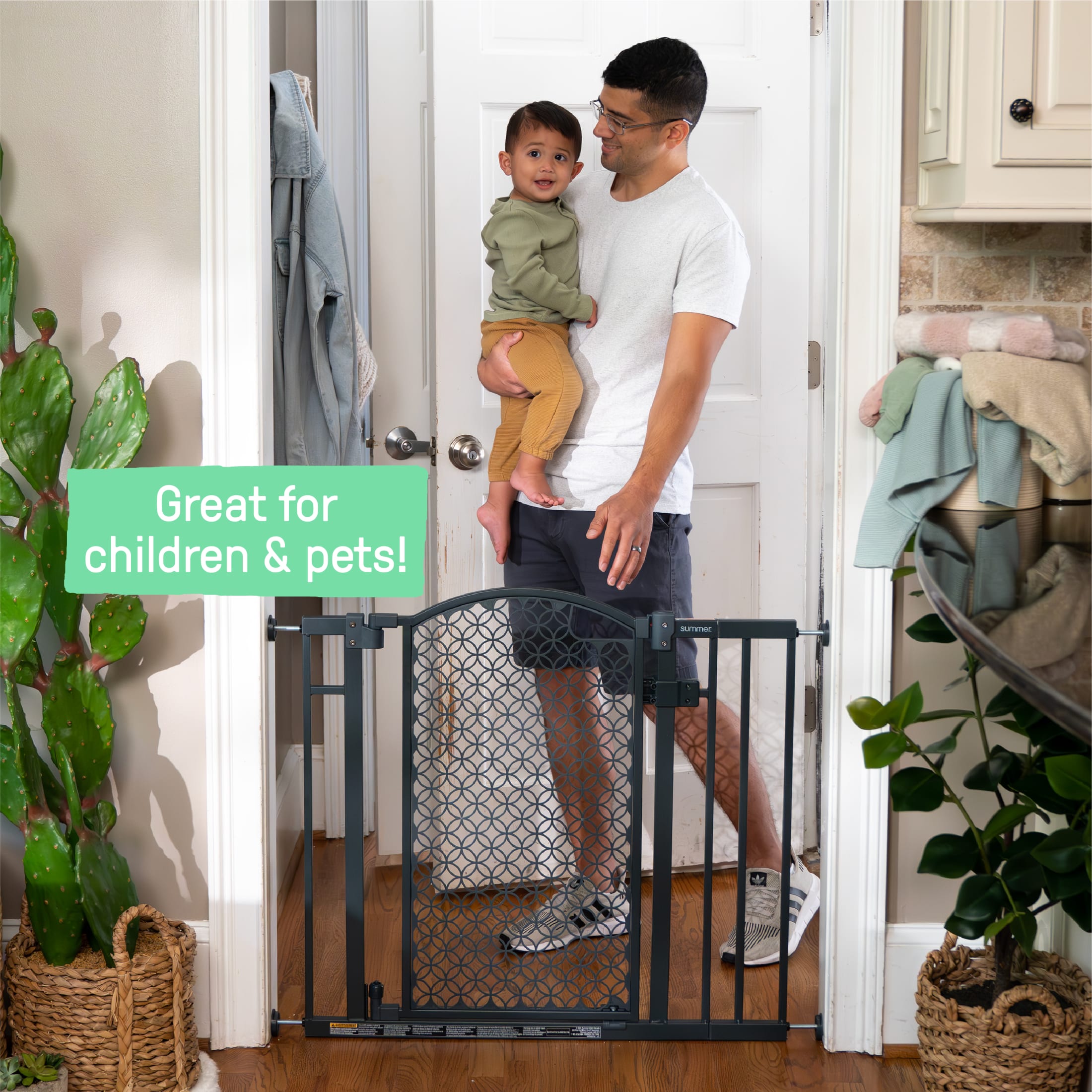 Ingenuity Modern Home Walk-Thru Safety Gate, 28-42", Gray photo 2