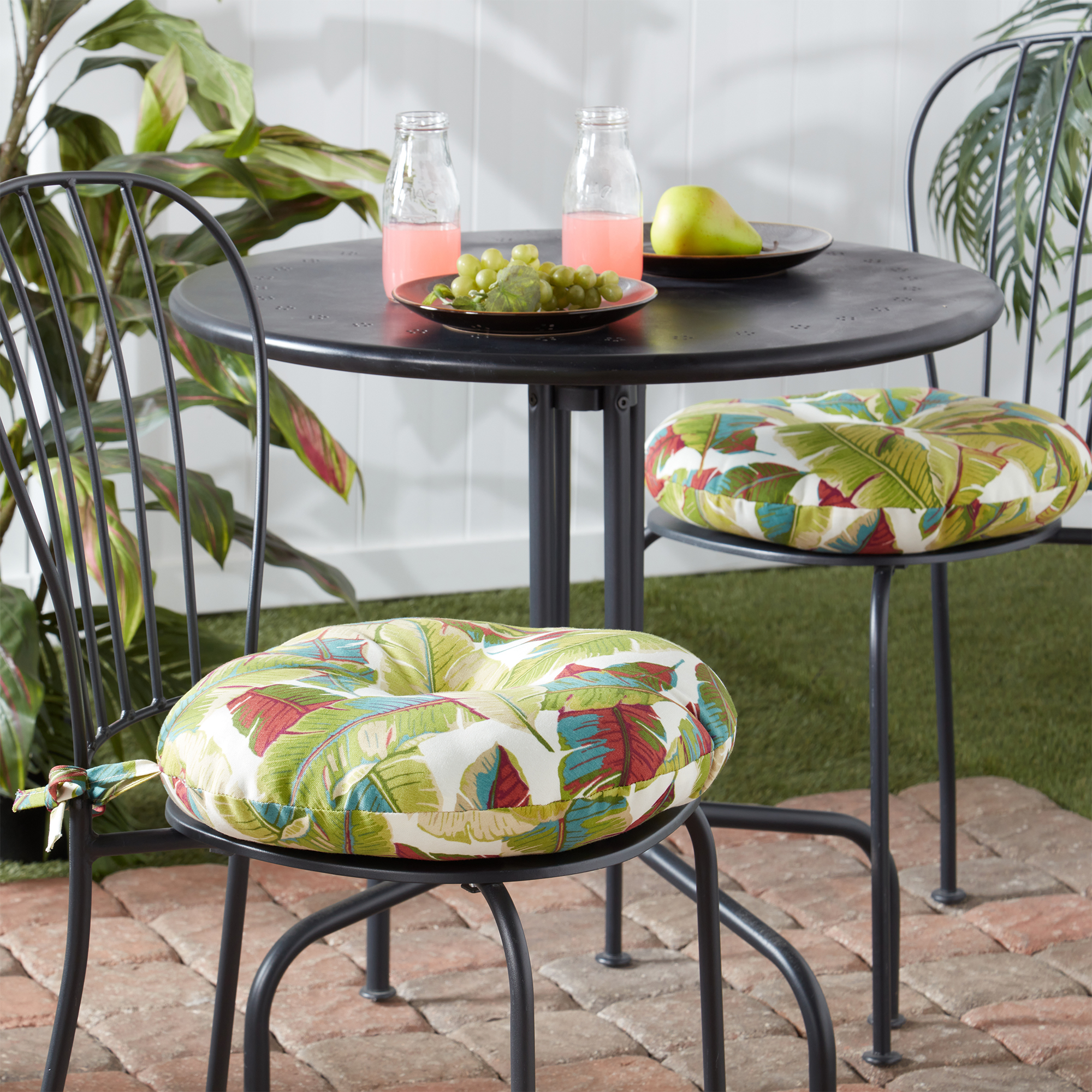 Greendale Home Fashions Palm Leaves Multicolor 15 in. Round Outdoor Reversible Bistro Seat Cushion (Set of 2) - image 2 of 5