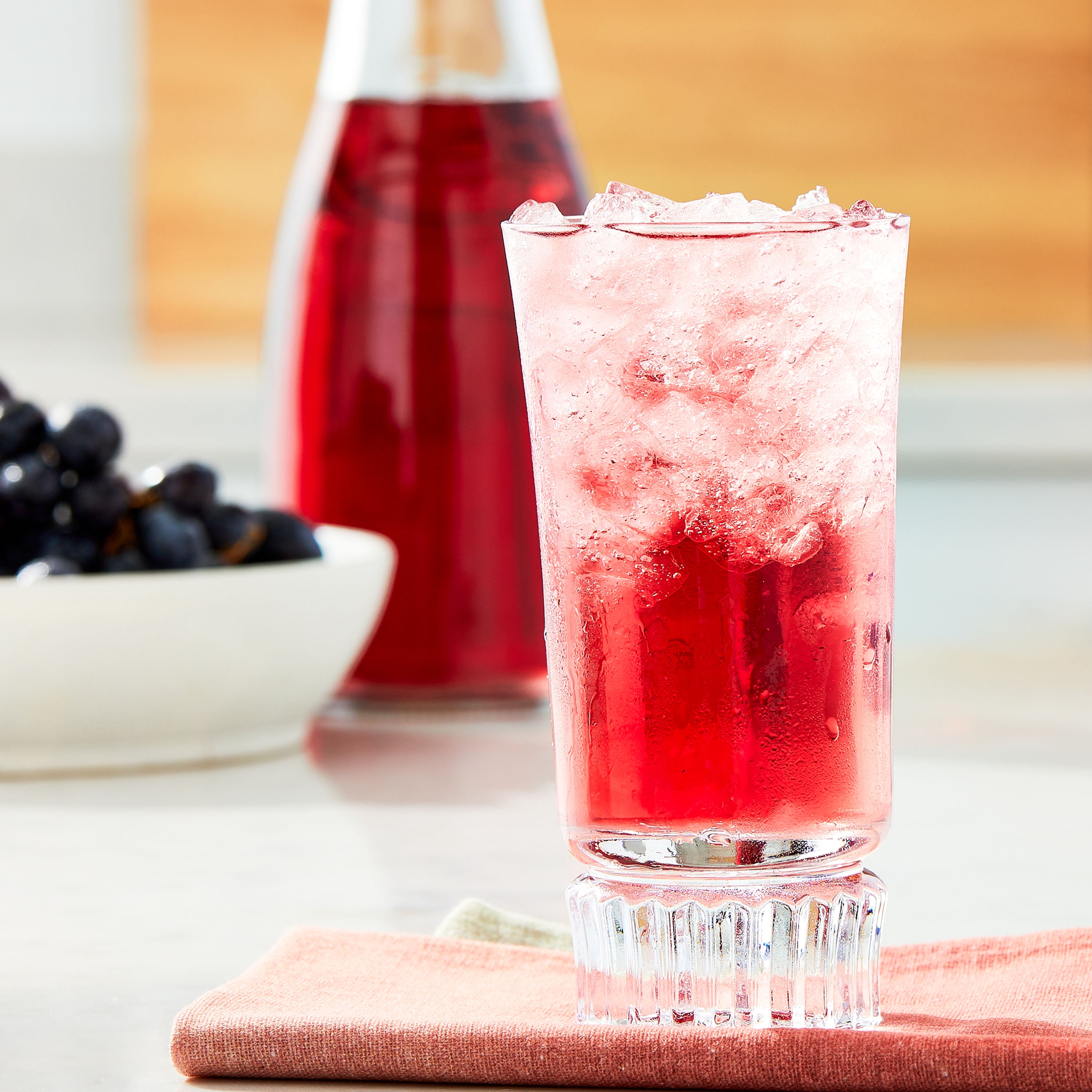 Great Value Zero Sugar Cherry Pomegranate Juice, 64 fl oz