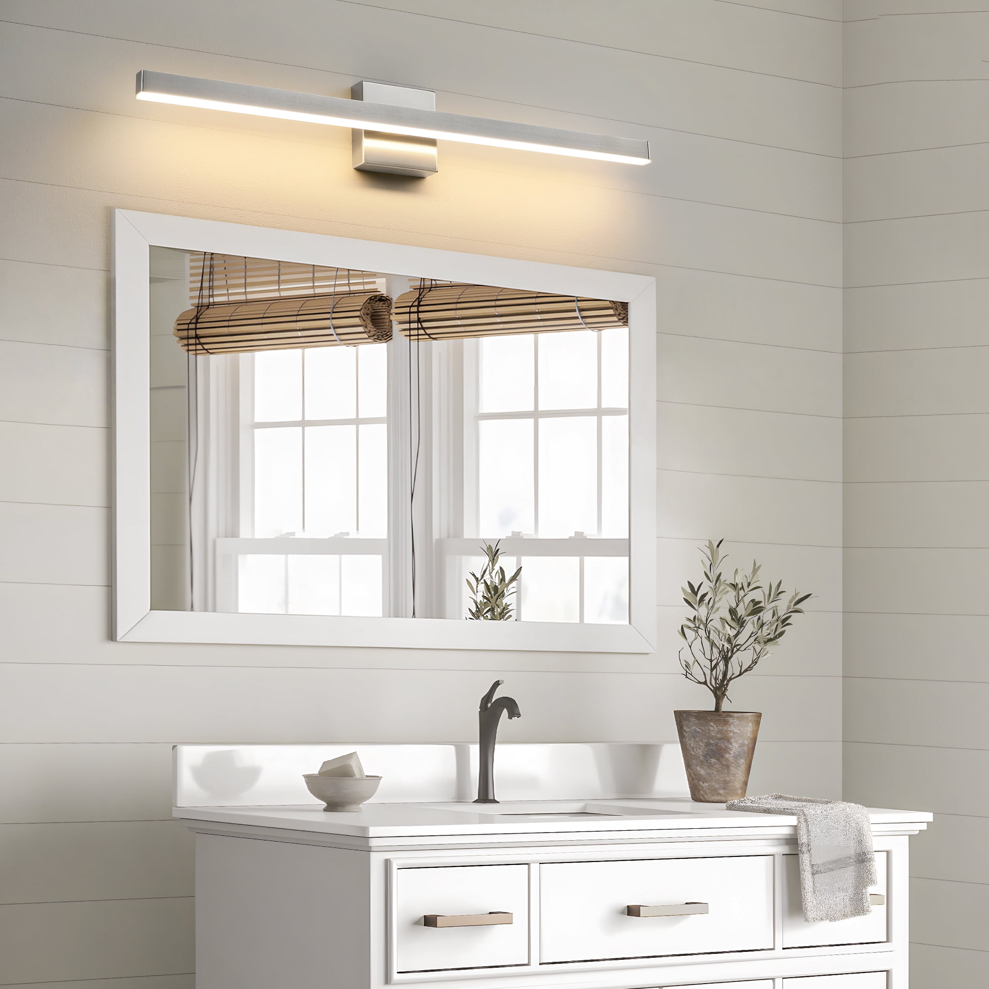 Minimalist Linear LED Modern Lighting Fixtures 32'' Bathroom Brushed Nickel Vanity Light Dimmable Over Mirror Wall Sconce for Bathroom