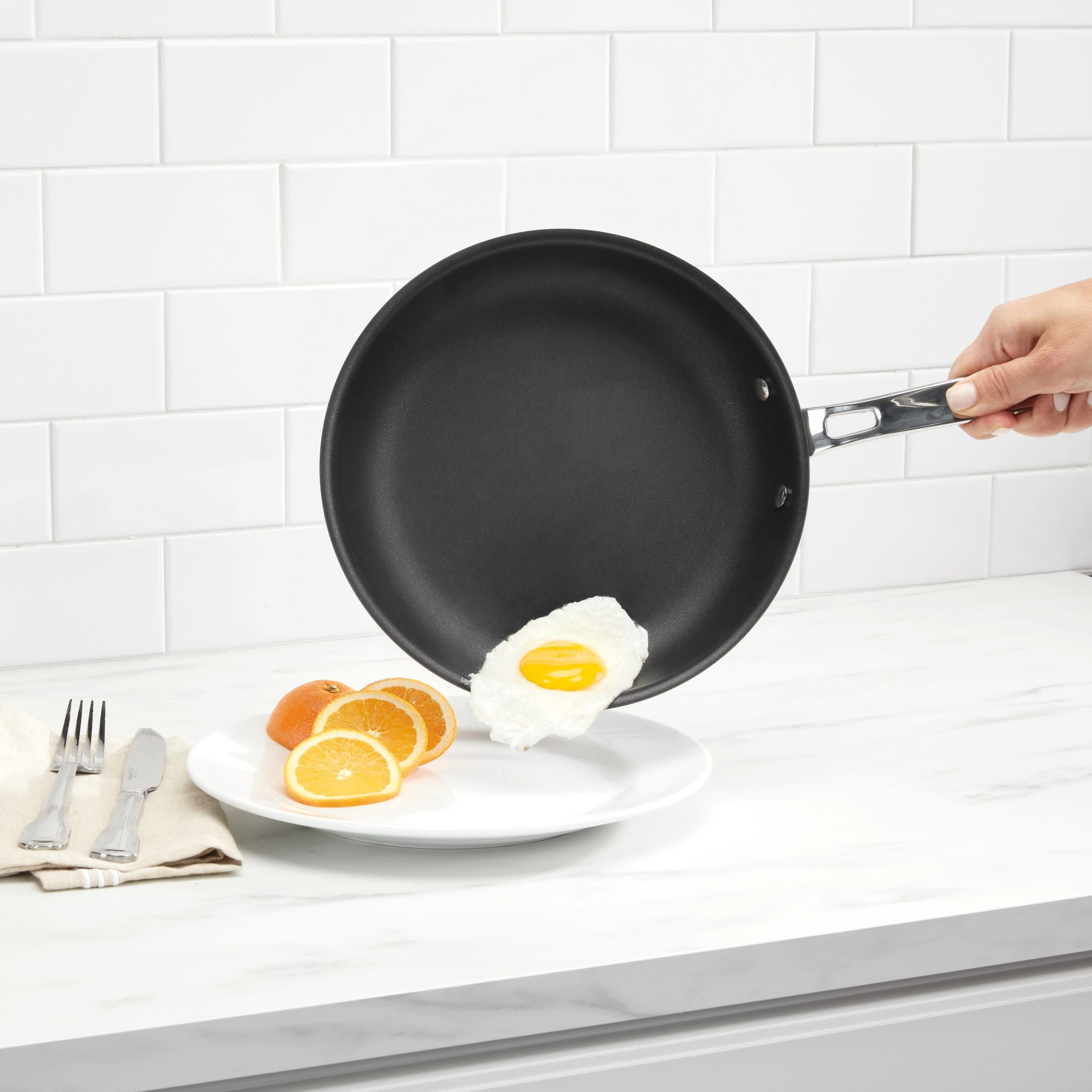 Cuisinart Advantage® Pro Premium Stainless-Steel Cookware 8″ Nonstick Skillet, 9222-20NS1